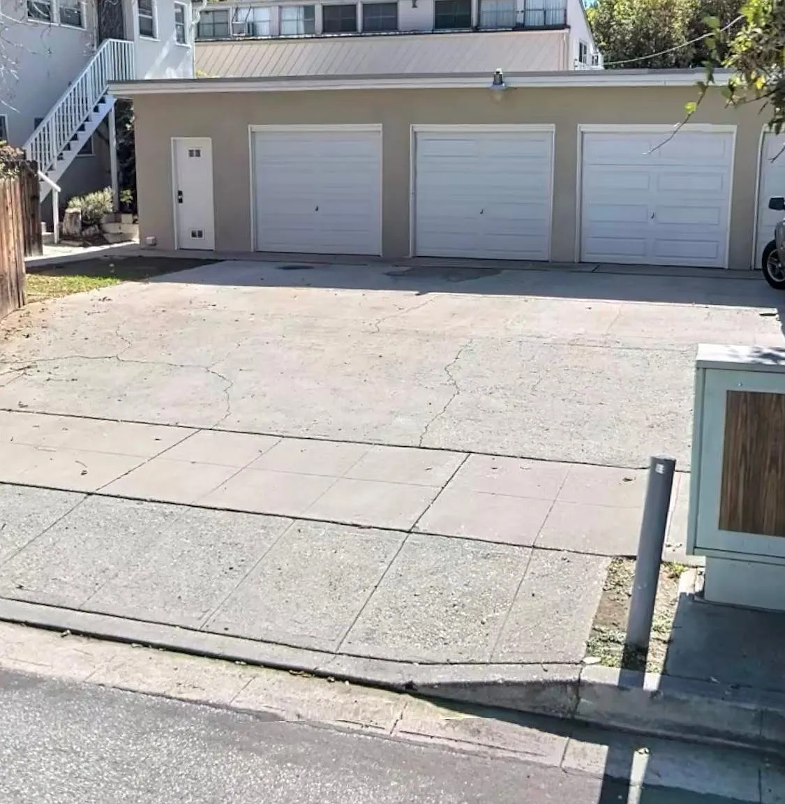 2 bed, 650 sqft, $2,595 — Photo 2