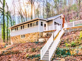 2454 Catawba Valley Dr, Salem, VA 24153