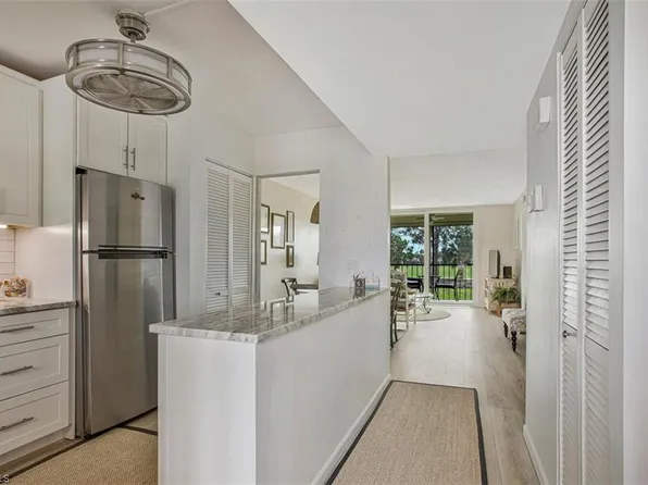 4380 27th CT SW #202, NAPLES, FL 34116