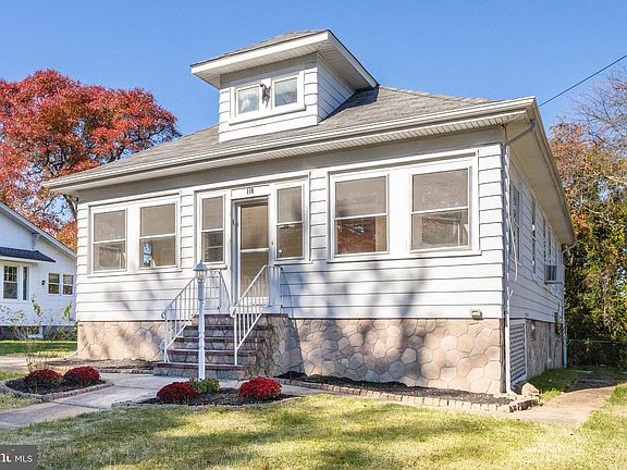 4th image of 110 Forestdale Ave