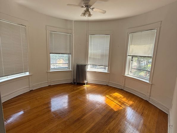 1432 N Hoyne Ave APT 2