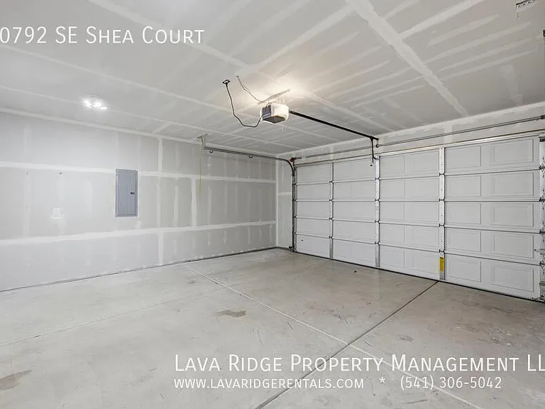 20792 SE Shea Ct — Photo 18