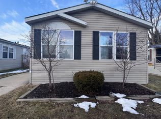 Camelot Villa, Macomb, MI 48044