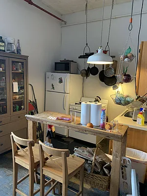 Rented by Carnegie Management Inc | media 19