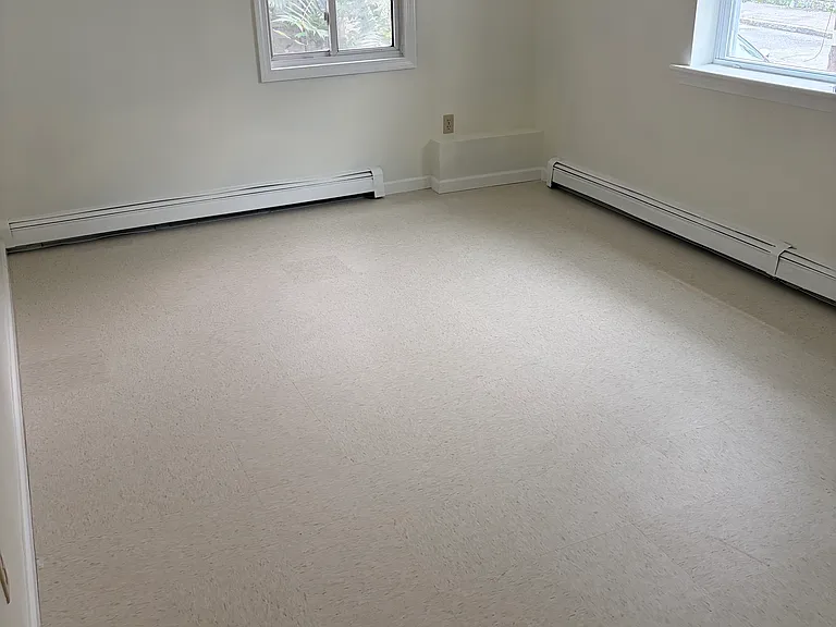 378 E Merrimack St #1 — Photo 9