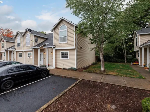 19155 SE Yamhill St APT 16, Gresham, OR 97233