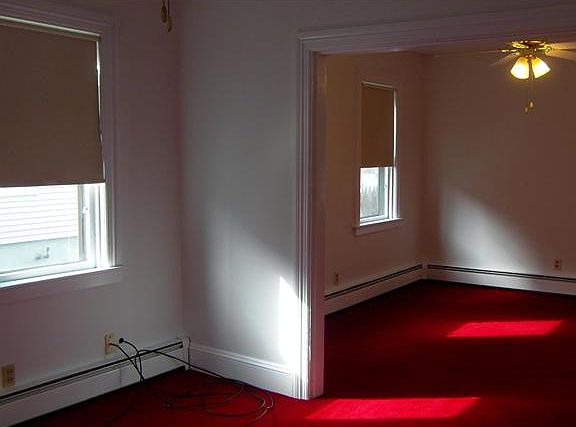 3rd image of 260 Warren Ave