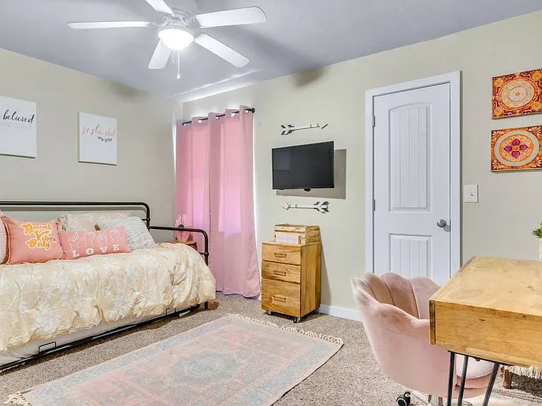 1115 Osage St — Photo 11