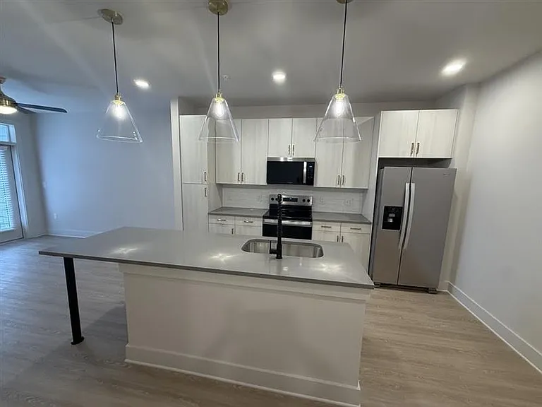 District on the Etowah Apartments — Photo 321