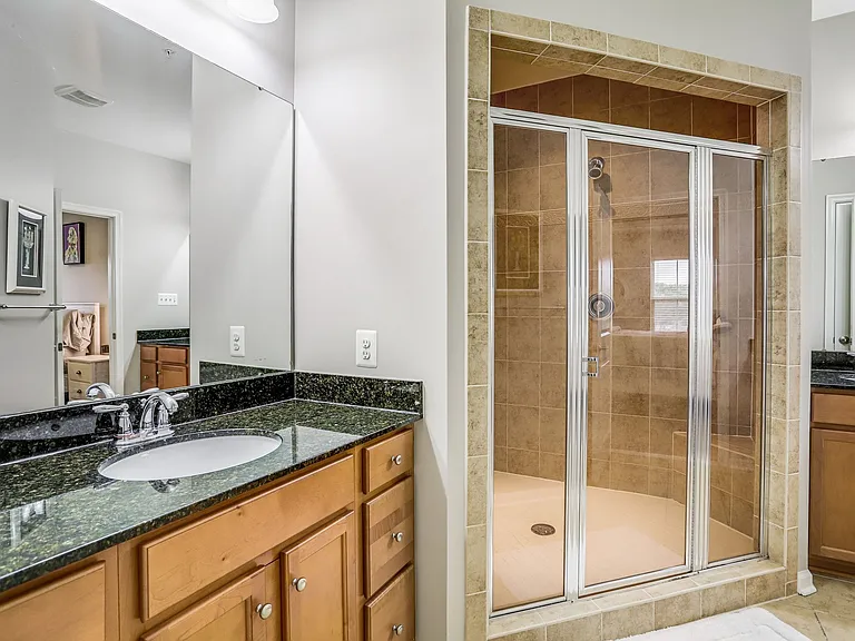 358 Urban Ave #358 — Photo 20