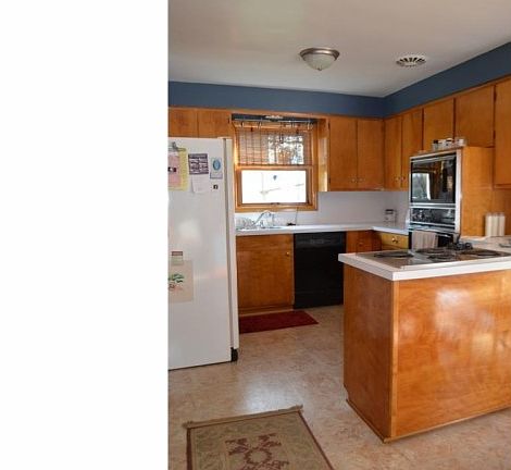 3rd image of 403 Elm Dr