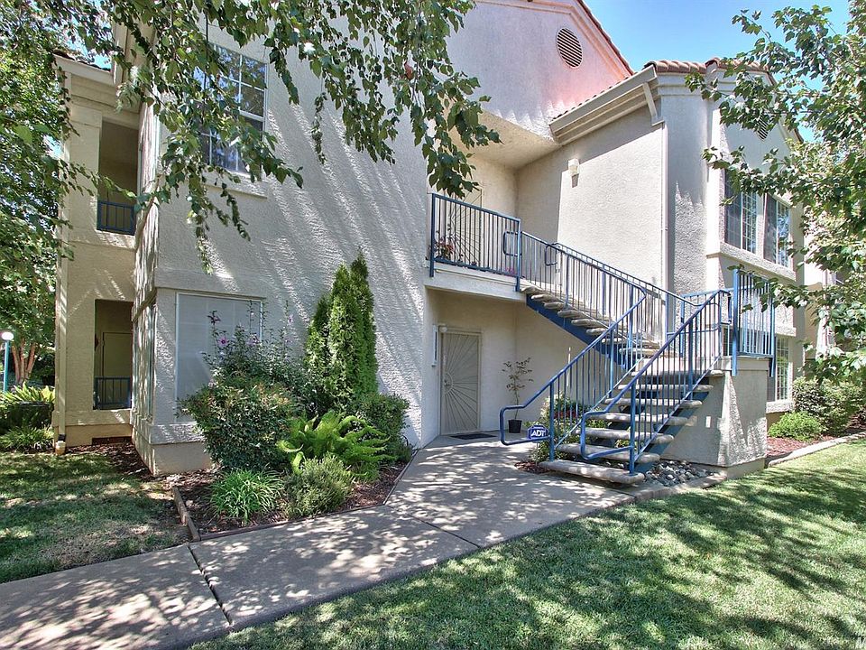 1st image of 3112 Beachcomber Dr E #2052