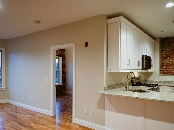 4th image of 64 Water St #206