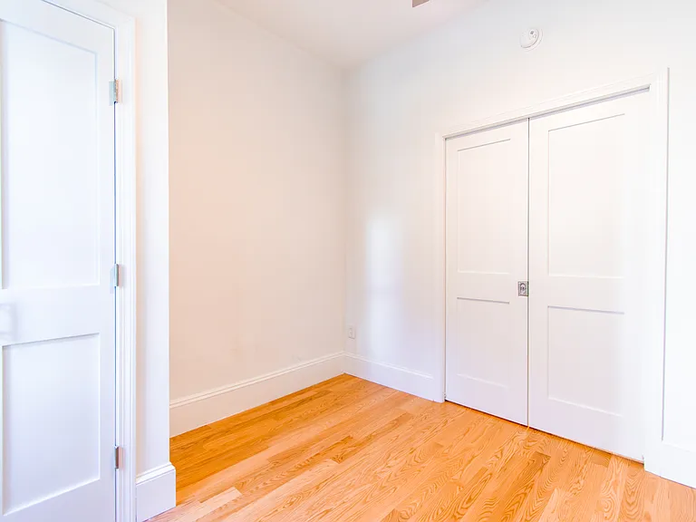 175 Hemenway St #3 — Photo 5