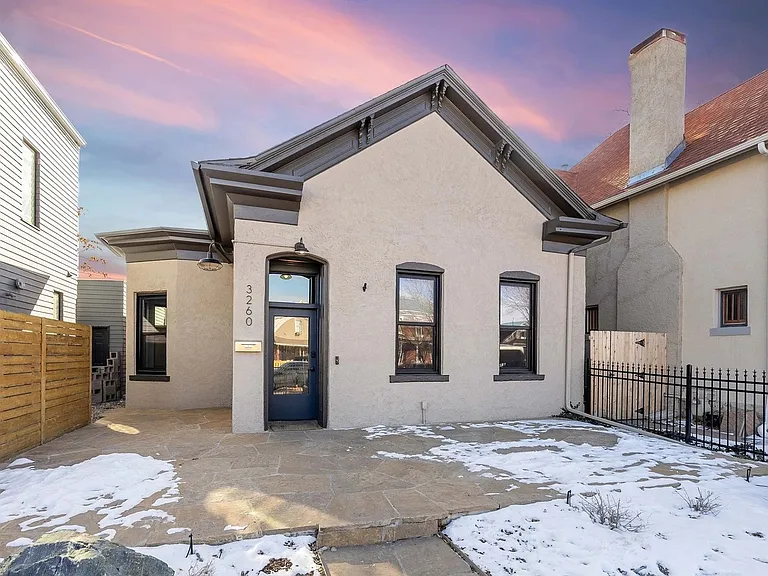 3260 Curtis St — Photo 18