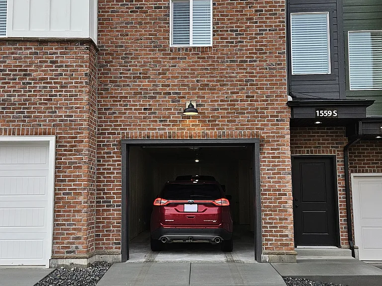 1559 S 150 W — Photo 2