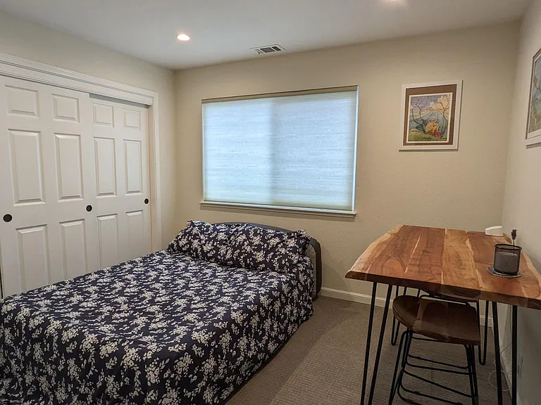 416 Valdez Ave — Photo 20