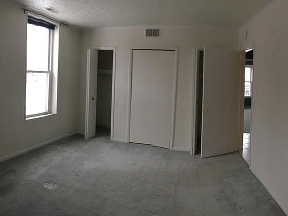 Bedroom 2 with 2 closets