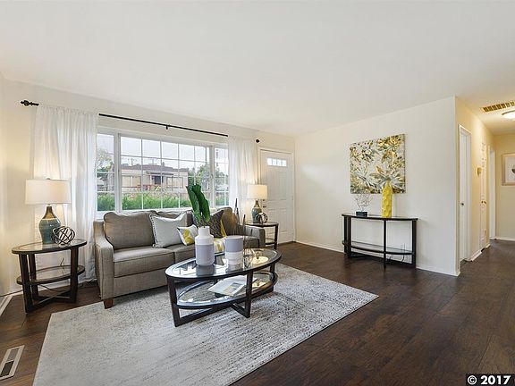 4th image of 4001 Altamont Ave