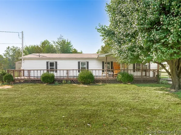 824 E Marshfield Road, Scottsburg, IN 47170