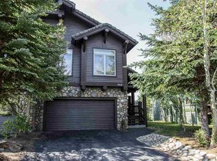 714 Fairway Cir APT 714, Mammoth Lakes, CA 93546