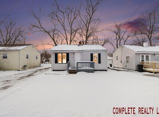 2156 E Parkwood Ave, Burton, MI 48529