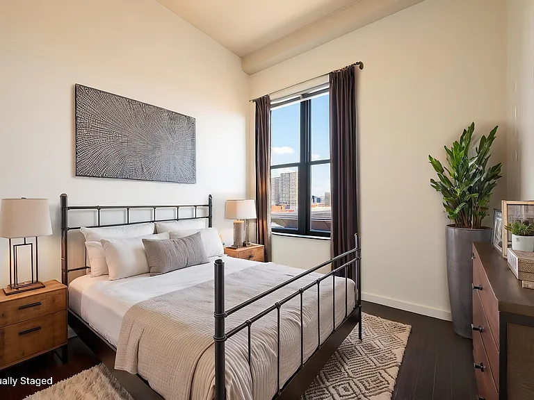 232 Pavonia Ave #717 — Photo 8