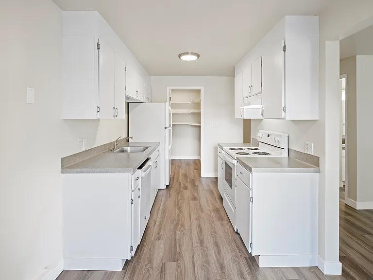 Cypress Lane Apartments — Photo 5