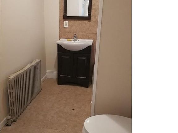 2nd image of 317 Lincoln St