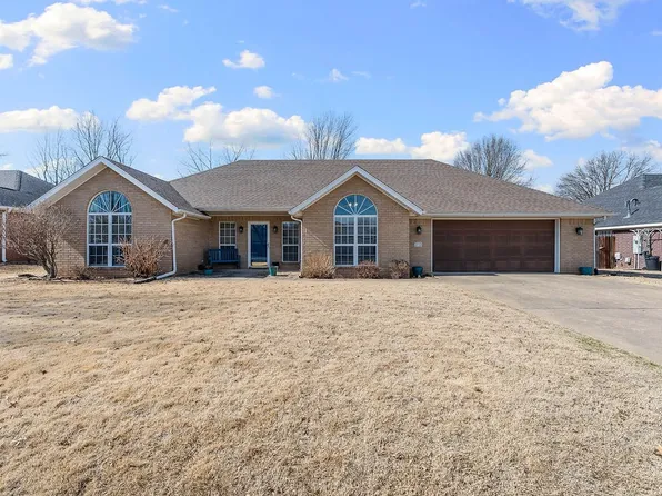 310 Center Dr, Lowell, AR 72745