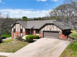 6723 Clairborne Rd, Shawnee, KS 66217