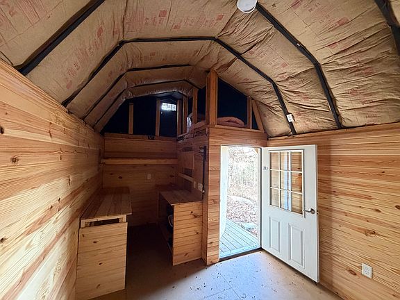 3rd image of 000 Flowstone Ln