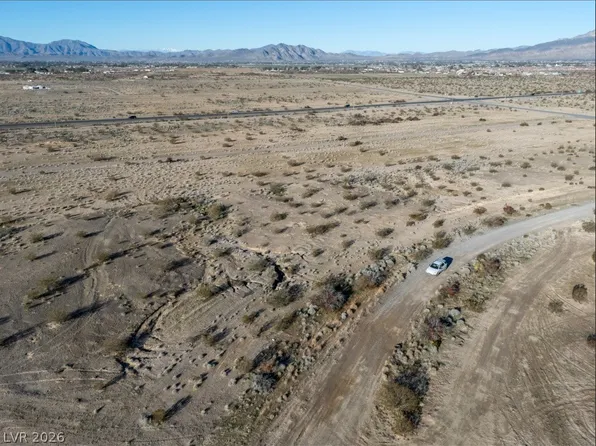 860 N Inca Ln, Pahrump, NV 89048