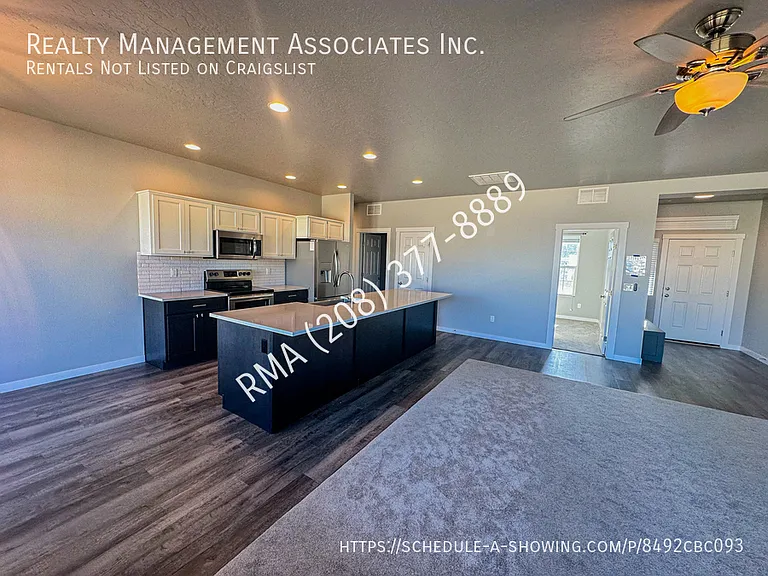 11310 W Flute St — Photo 6