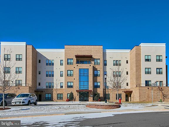2nd image of 8960 Fascination Ct APT 311