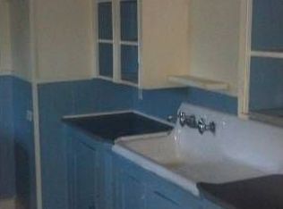 433 College St, Lewiston, ME 04240