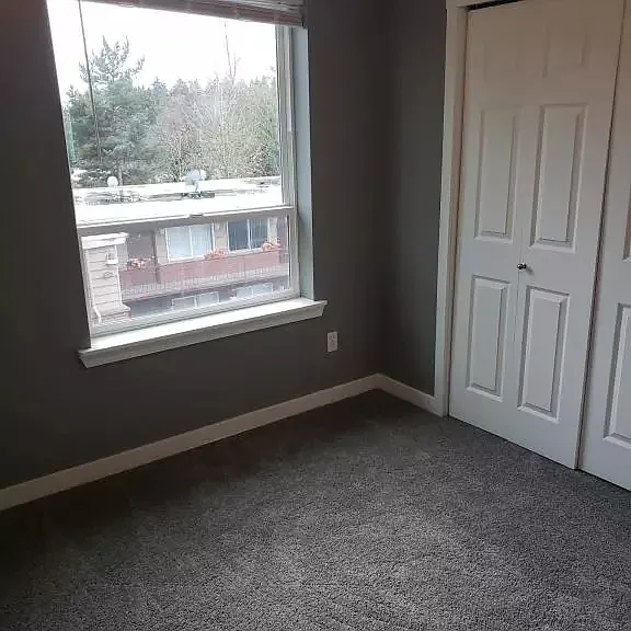 12404 Ambaum Blvd SW #C1 — Photo 11