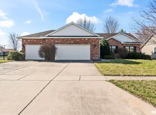 3500 Sandwood Dr, Springfield, IL 62711