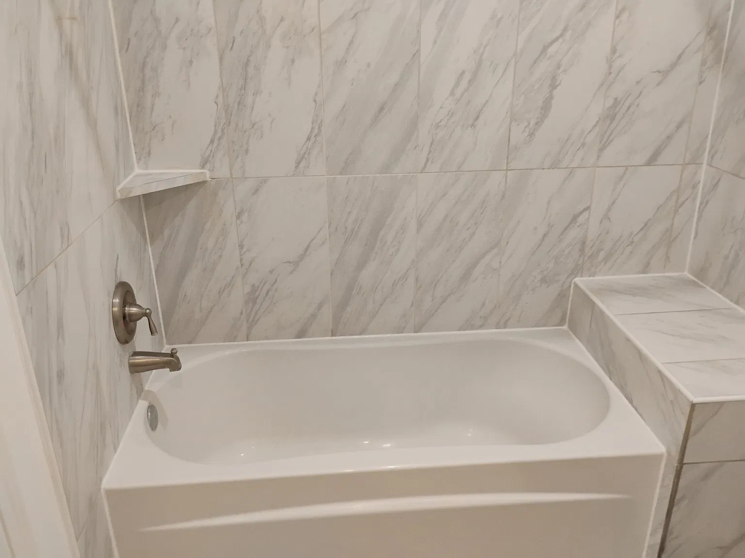 2 bed, 914 sqft, $1,600 — Photo 4