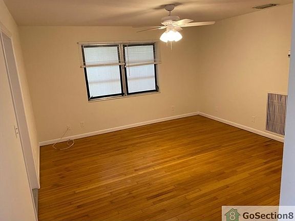 5th image of 515 35th St #2