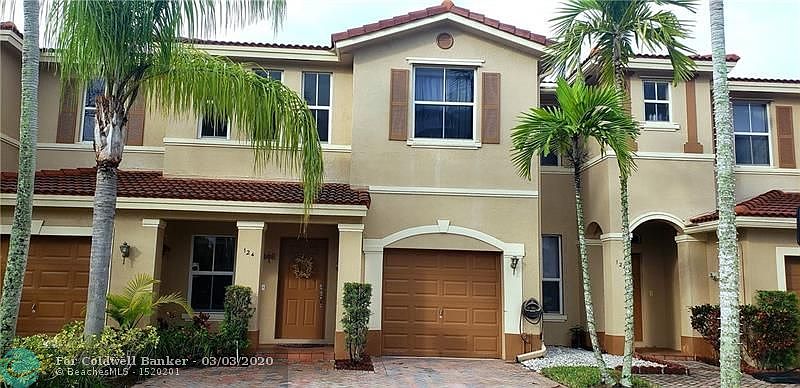 1st image of 124 Riverwalk Cir