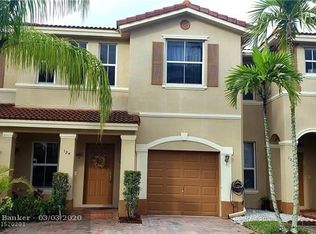 124 Riverwalk Cir, Sunrise, FL 33326