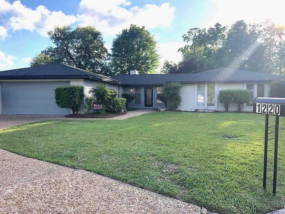 1st image of 1220 Palisade Cir