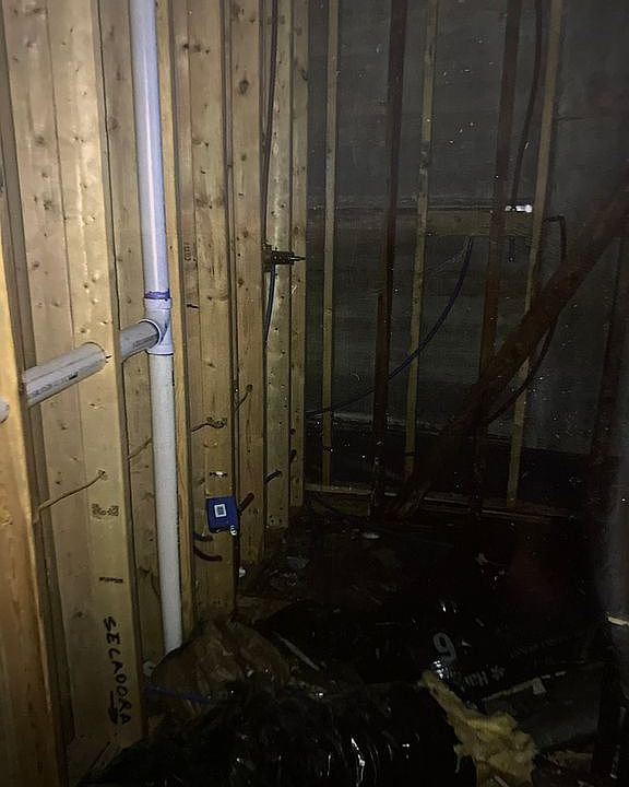 2nd image of 4030 Beech Ave