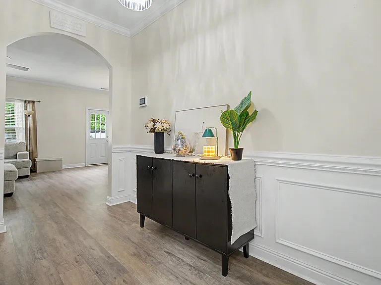 1221 Peacock Trl — Photo 2