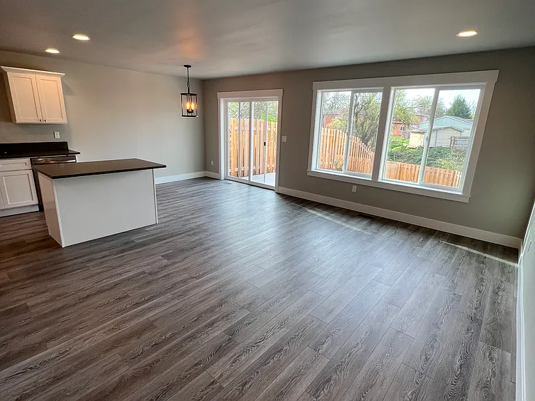 461 Williams St #461 — Photo 6