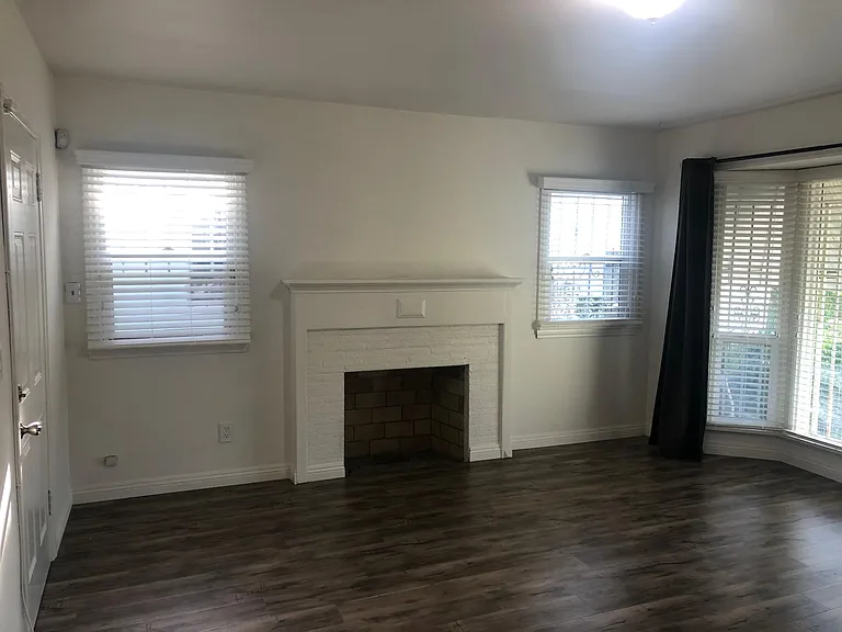 228 N Benton Way — Photo 6