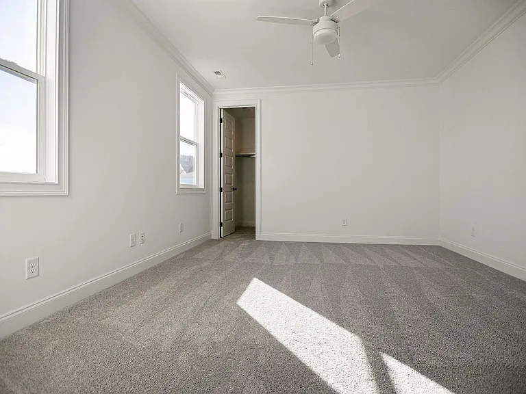 3025 Long Branch Cir — Photo 17