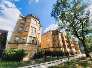 4825 N Springfield Ave #27B, Chicago, IL 60625