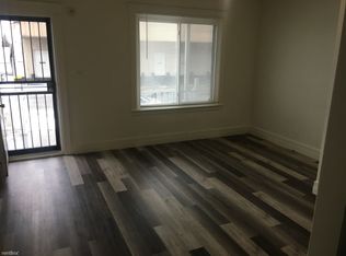 8520 Lumpkin St, Hamtramck, MI 48212